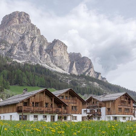 Chalet Ciasa Tino & Sara - Belaval Apartments Corvara Exteriör bild