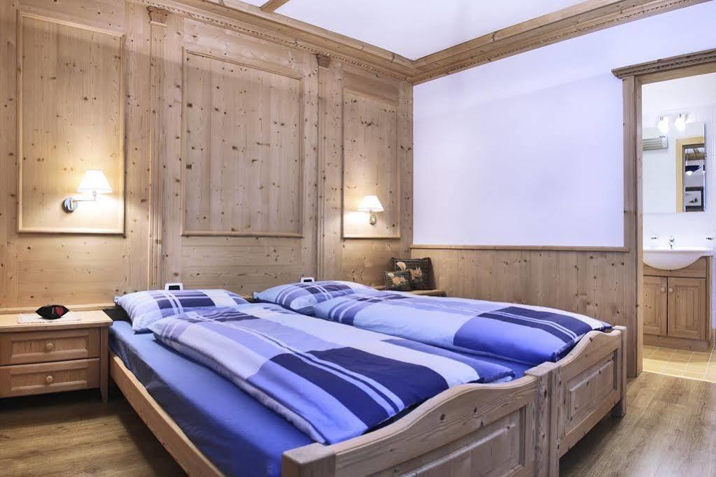 Chalet Ciasa Tino & Sara - Belaval Apartments Corvara Exteriör bild